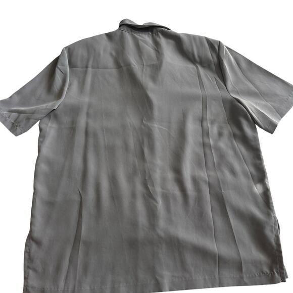 VNTG Tradition Butterfly Embroidered Short Sleeve, Silk Like Button Up- 2XL - Picture 2 of 10